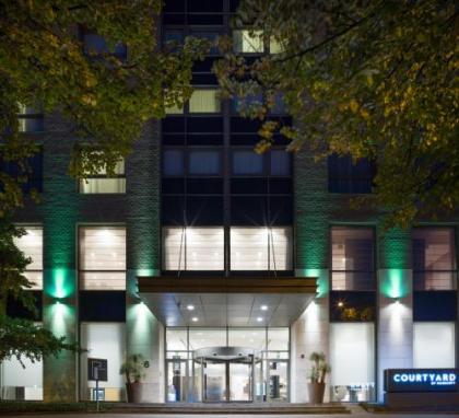 Courtyard By Marriott Brussels - image 9