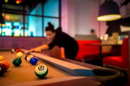 Radisson RED Brussels - image 6