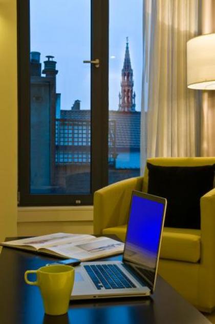 B-aparthotel Grand Place - image 6