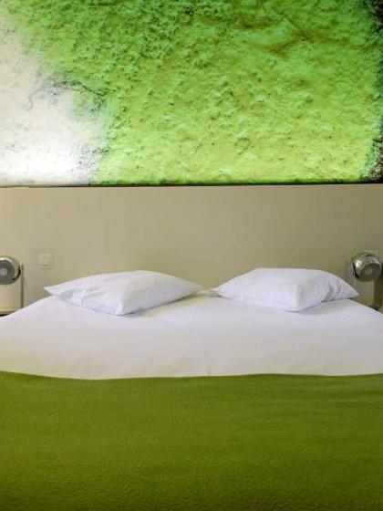 The Pantone Hotel Brussels - image 7