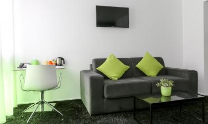 The Pantone Hotel Brussels - image 8