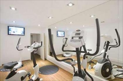 Aqua Hotel Brussels - image 7