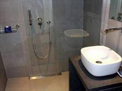 Aqua Hotel Brussels - image 8