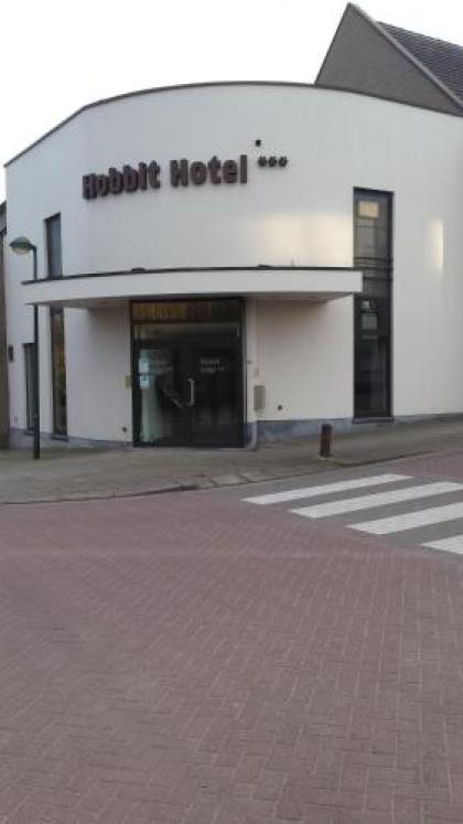 Hobbit Hotel Zaventem - image 3