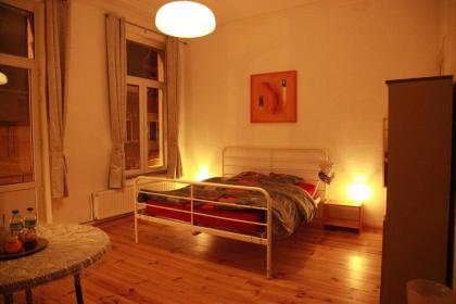 Guest house Heysel Laeken Atomium - image 1