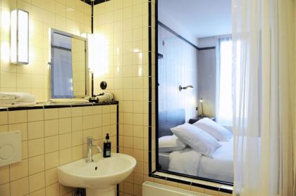 Le Berger Hotel - image 19