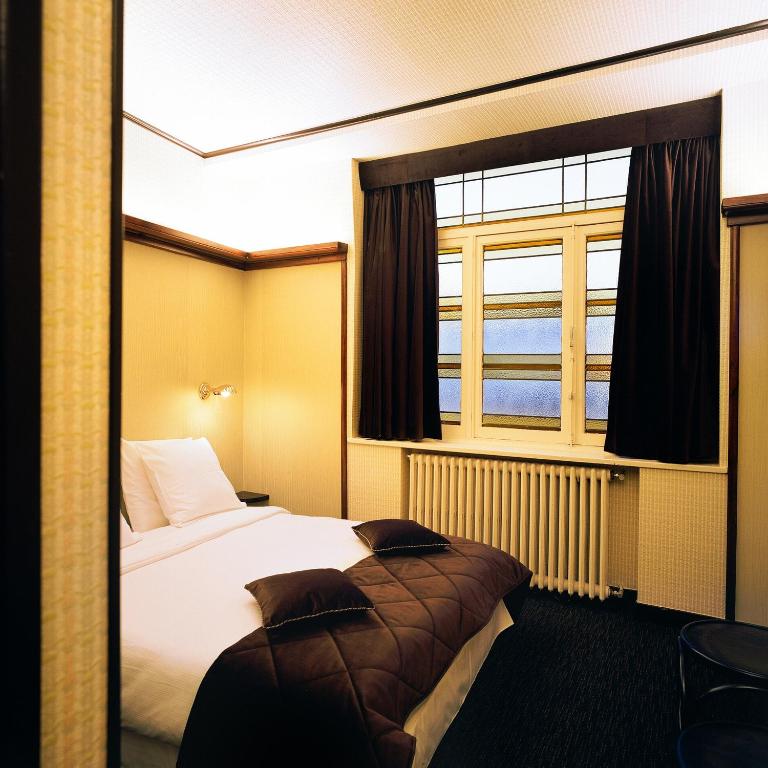 Le Berger Hotel - image 7