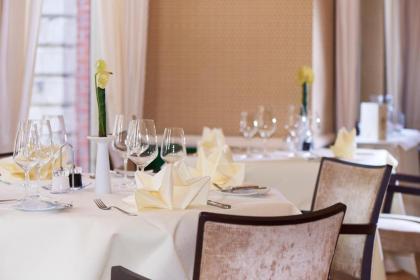 Stanhope Hotel by Thon Hotels - image 14