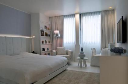 B-aparthotel Regent - image 10