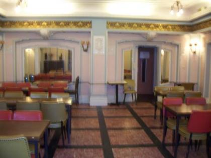 Hotel Manhattan - image 19