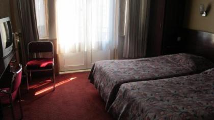 Hotel Manhattan - image 5