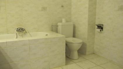 Hotel Manhattan - image 6