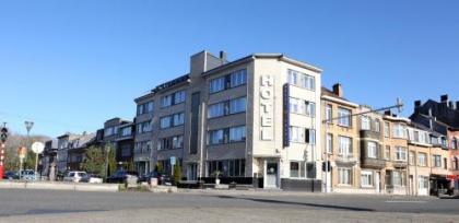 Hotel Phenix - image 9