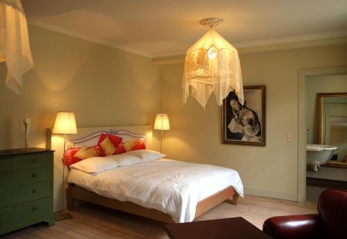 Le Vaudeville - image 3