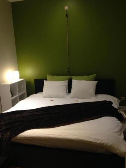 Apartment Easyway to sleep - image 2