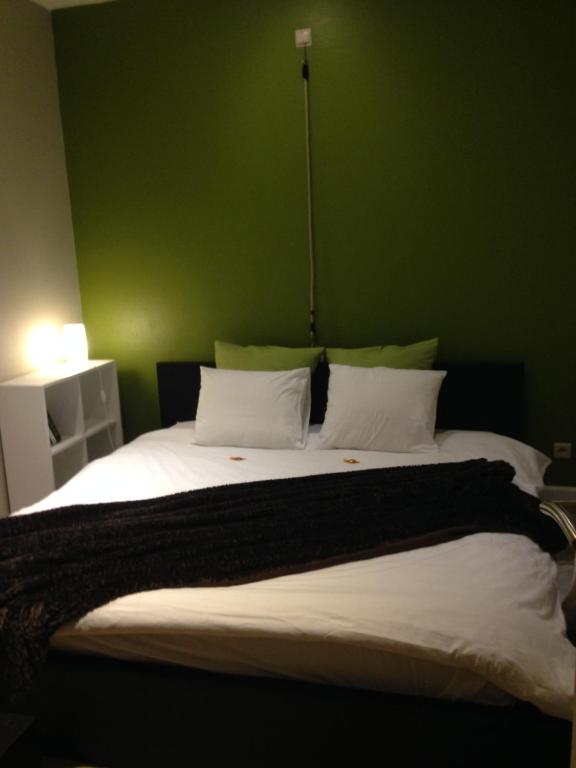 Apartment Easyway to sleep - image 2