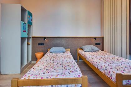Jacques Brel Youth Hostel - image 10