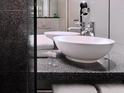 Motel One Brussels - image 5