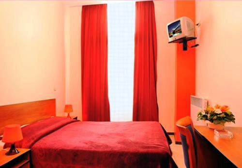 Hotel The Moon - image 3