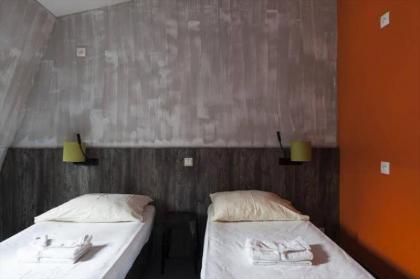 Brxxl 5 City Centre Hostel - image 4