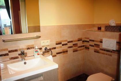 EU B&B - image 13