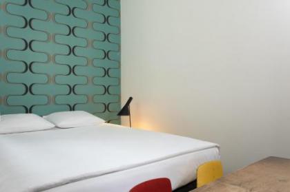 Vintage Hotel Brussels - image 10