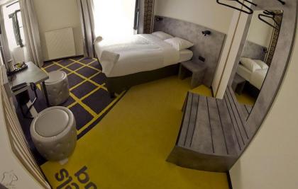 Nekotel Concept Art Hotel - image 17
