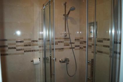 EU Guesthouse - image 13