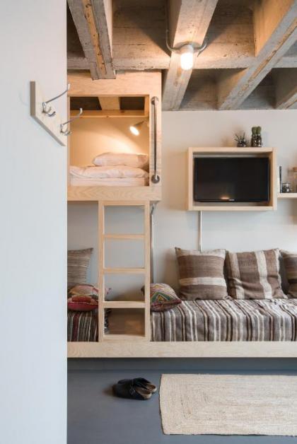Jam Hotel - image 20