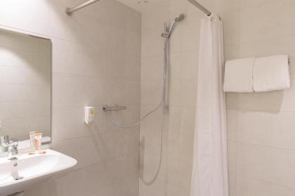 easyHotel Brussels City Centre - image 18