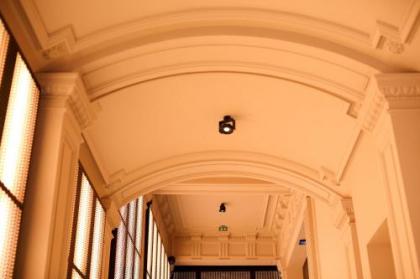 Harmon House - image 17