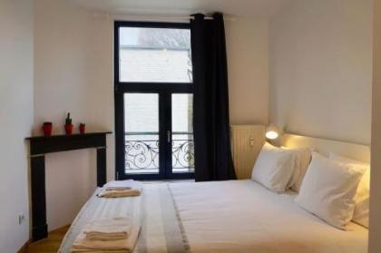 Charming Apartments near Avenue Louise - image 1