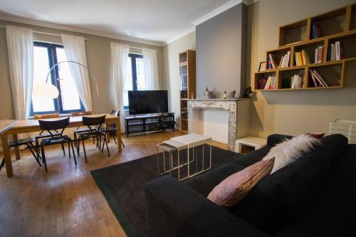 Charming Apartments near Avenue Louise - image 5