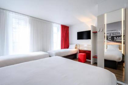B&B Hotel Brussels Centre Gare du Midi - image 4