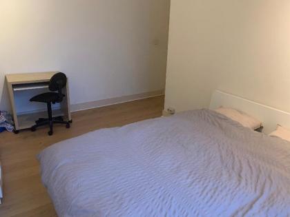 Brussels City Apartment - image 2