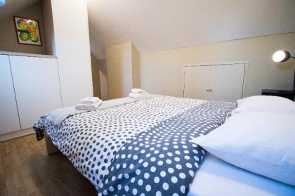 Unit 8 - Charming Loft Apt. near Avenue Louise - image 11