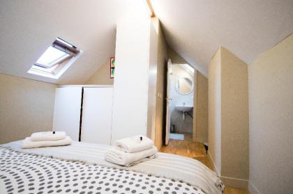 Unit 8 - Charming Loft Apt. near Avenue Louise - image 12