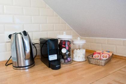 Unit 8 - Charming Loft Apt. near Avenue Louise - image 3