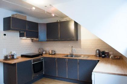 Unit 8 - Charming Loft Apt. near Avenue Louise - image 5