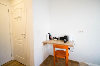 Unit 9 - Vibrant Room near Avenue Louise Best Location - image 6