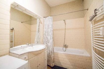 Unit 11 - Lovely Apartment with Terrace near Avenue Louise - image 13